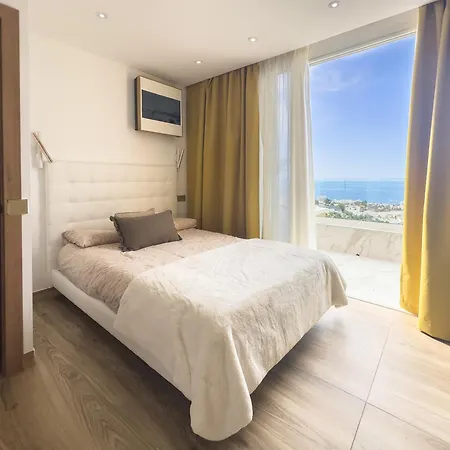 Atlantic Saphire Vila