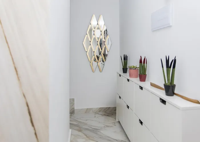 Atlantic Saphire Willa