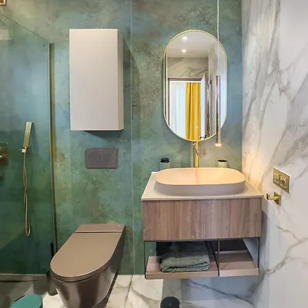 فيلة Atlantic Saphire أذيخي